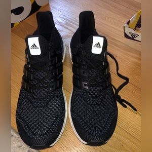 adidas UltraBoost OG Men brand new 9